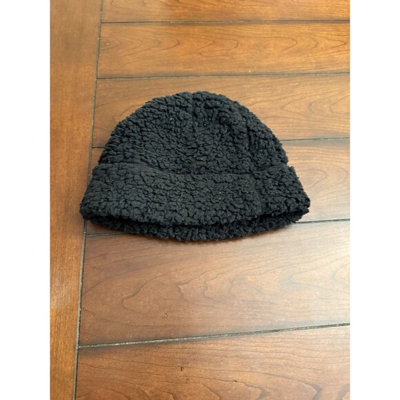 Eddie Bauer Sherpa Beanie - Picture 2 of 5